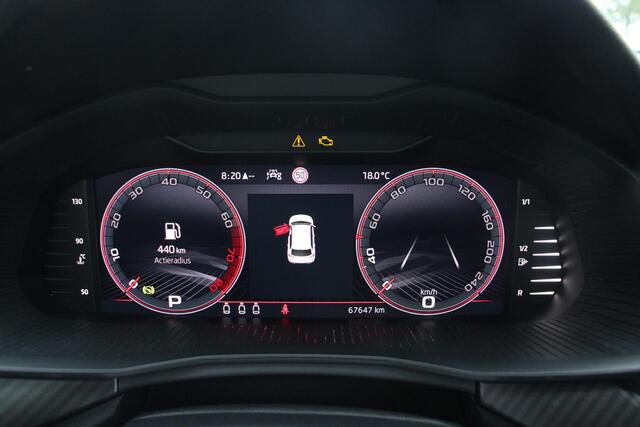 Skoda Kamiq 1.5 TSI ACT Sport Business VIRTUAL, CAMERA, 150PK, PANODAK, MONTE CARLO, TREKHAAK