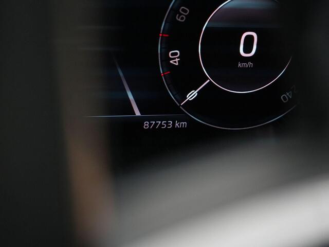 Skoda Kamiq 1.0 TSI 115 pk Style | Achteruitrijcamera | Navigatie | Stoelverwarming | Adaptive Cruise