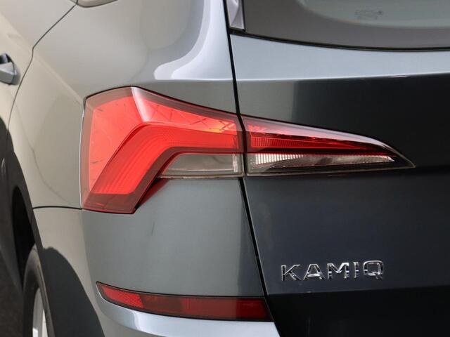 Skoda Kamiq 1.0 TSI Ambition | CarPlay | Airco | Parkeersensoren achter | DAB radio | Cruise control | Bluetooth |
