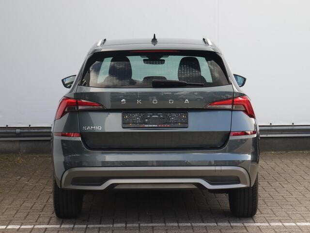 Skoda Kamiq 1.0 TSI Ambition 110pk Automaat | Trekhaak | Cruise Control | Stoelverwarming | Carplay & Android Auto | Parkeersensoren |