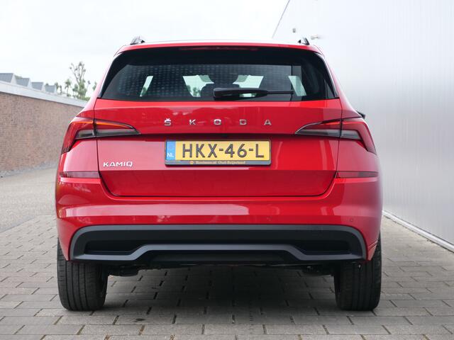 Skoda Kamiq 1.0 TSI 110pk Sport Business Automaat Apple Carplay / Camera / Panoramadak