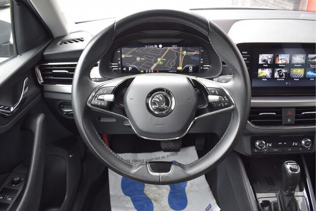 Skoda Kamiq 1.0 TSI Business Edition Virtual cockpit, Navi, Dynamic LED, Carplay, Stoelverwarming