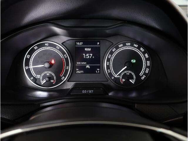 Skoda Kamiq 1.0 TSI Ambition 110 pk Automaat (DSG) | Verlengde garantie | Navigatie via App | Parkeersensoren achter | Autom. airco | LED koplampen |
