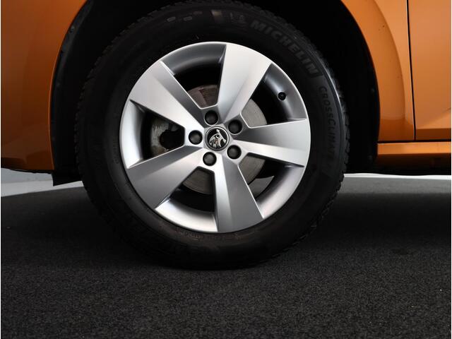 Skoda Kamiq 1.0 TSI Ambition 110 pk Automaat (DSG) | Verlengde garantie | Navigatie via App | Parkeersensoren achter | Autom. airco | LED koplampen |
