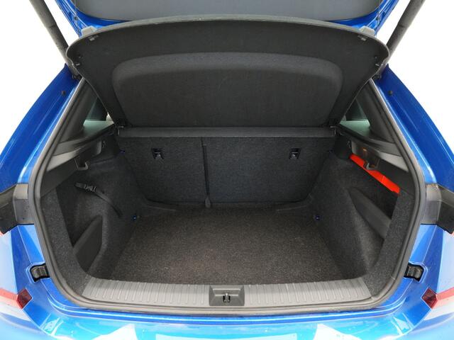 Skoda Kamiq 1.0 TSI 115pk DSG Monte Carlo Camera Navi via App Virtual Cockpit Pdc LM velgen 136