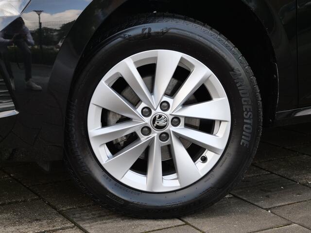 Skoda Kamiq 1.0 TSI Business Edition Apple CarPlay / Camera / Keyless