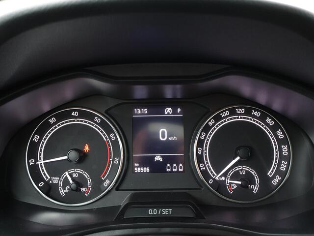 Skoda Kamiq 1.0 TSI Sport Business | 110 PK | Automaat | Panoramadak | Achteruitrijcamera | Climate control |