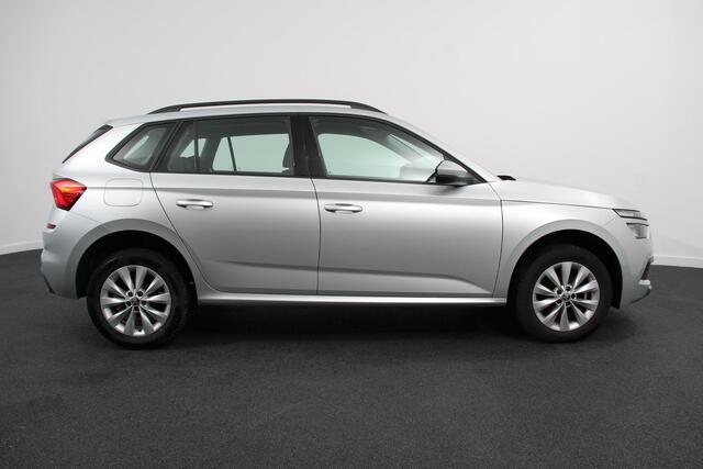 Skoda Kamiq 1.0 TSI 110pk DSG Tour de France | Navigatie | Apple Carplay/Android Auto | Camera | Airco | Adaptive Cruise Control | Verwarmde voorstoelen