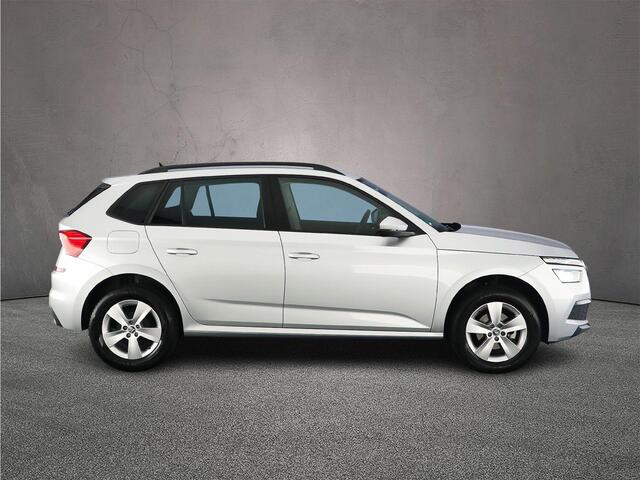 Skoda Kamiq Ambition 1.0 TSI 110pk Cruise control, Parkeersensor achter, LED koplampen, Airco, DAB, Radio, Bluetooth, App connect