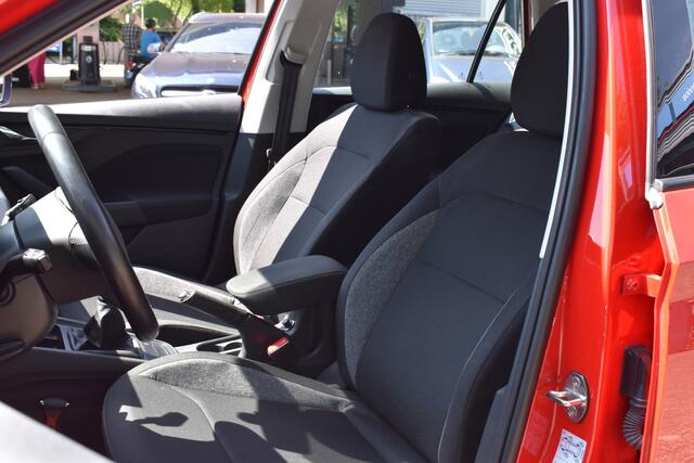 Skoda Kamiq 1.0 TSI Active Carplay Navi | Cruise Control | Parkeercamera | Trekhaak | 12 mnd BOVAG garantie Whatsapp 06-53188999