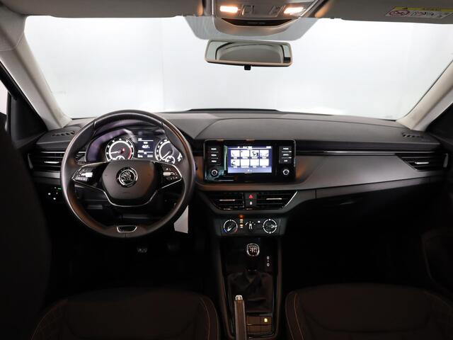 Skoda Kamiq 1.0 TSI Ambition 110 pk | Navigatie via App | Parkeersensoren achter | Cruise control | LED koplampen | Apple Carplay/Android Auto |