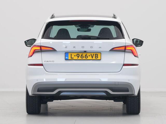 Skoda Kamiq 1.0 TSI 110pk DSG Sport Business Panorama dak 18"lm velgen Keyless Camera Clima