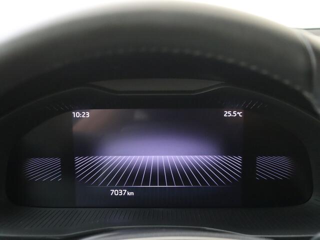 Skoda Kamiq 1.0 TSI Business Edition | Parkeercamera | Apple Carplay / Android Auto | Keyless |
