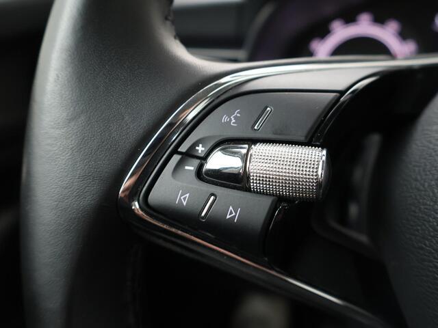 Skoda Kamiq 1.0 TSI Ambition | 110 PK | Cruise control | Parkeersensoren achter | LED koplampen |