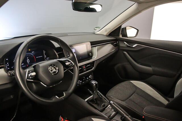 Skoda Kamiq Business Edition 1.0 TSI 110pk DSG Automaat Trekhaak, Cruise control, Parkeersensoren, LED koplampen, Airco, DAB, Radio, App connect, Stoelverwarming