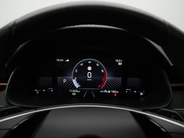 Skoda Kamiq 1.0 TSI 110 pk DSG Monte Carlo | Panoramadak | Achteruitrijcamera | Parkeersensoren voor/achter | Sportstoelen | 18 inch