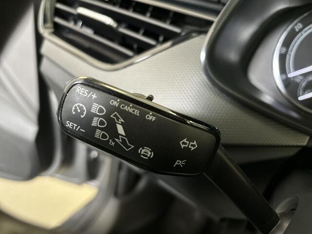 Skoda Kamiq 1.0 Tsi 110pk DSG Business Edition · Camera · Apple/Android Car Play · P-Sensoren · Cruise Control · Stoelverwarming · 16'' Inch · Garantie t/m 09-05-2027 of 120.000km
