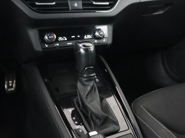 Skoda Kamiq 1.0 TSI Sport | Stoelverwarming | Virtual Cockpit | Camera | Adaptive cruise | Trekhaak | Verwarmde voorruit | Keyless | Full LED | Carplay | Navigatie