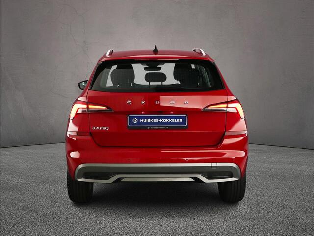 Skoda Kamiq Business Edition 1.0 TSI 110pk DSG Automaat Adaptive cruise control, Elektrische achterklep, Achteruitrijcamera, Parkeersensoren, LED koplampen, Airco, App connect