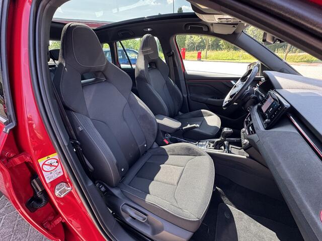 Skoda Kamiq 1.0 TSI DSG 110 pK Sport Business | Panoramadak | Sportstoelen & Sportstuur | CARPLAY | Camera |
