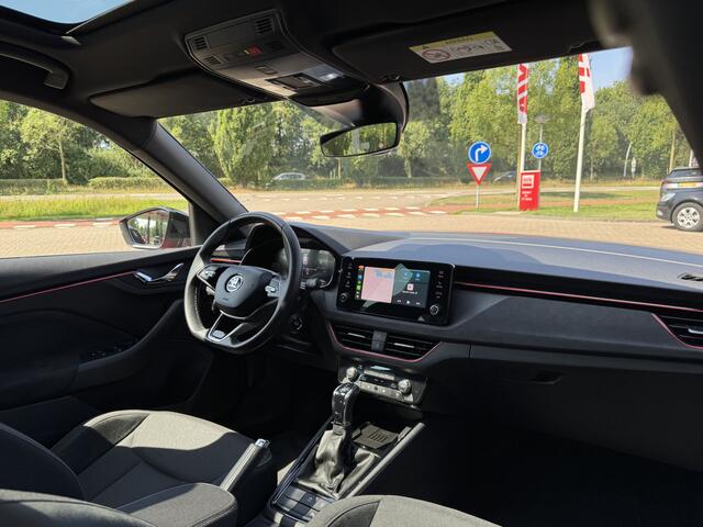 Skoda Kamiq 1.0 TSI DSG 110 pK Sport Business | Panoramadak | Sportstoelen & Sportstuur | CARPLAY | Camera |