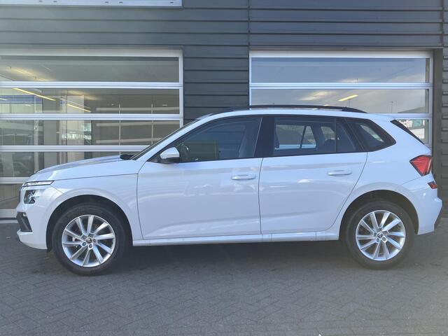 Skoda Kamiq Selection 1.0 TSI 115 PK SUV 6 versn. Hand | 17" lichtmetalen velgen | Apple Carplay/Android Auto | Parkeersensoren | Climatronic |
