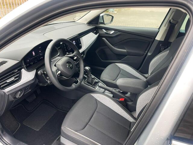 Skoda Kamiq TSI SELECTION 2025 CAMERA STOEL/STUUR ADAP.CRUISE VERW. CARPLAY NAVI VIR.COCKPIT LMV LED