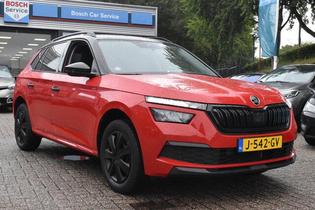 Skoda Kamiq 1.0 TSI Active Style Carplay Navi | Cruise Control | Parkeercamera | Trekhaak | 12 mnd BOVAG garantie Whatsapp 06-53188999