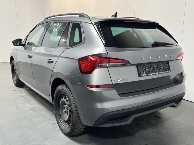 Skoda Kamiq 1.0 TSI Ambition / AUTOMAAT/ ELEKTR. TREKHAAK/ CRUISE/ KEYLESS/ MATRIX/ 17" LMV/ CLIMA/ STOEL-STUUR VERWARM./ DAB/ PARK. SENSOREN/ SMARTLINK