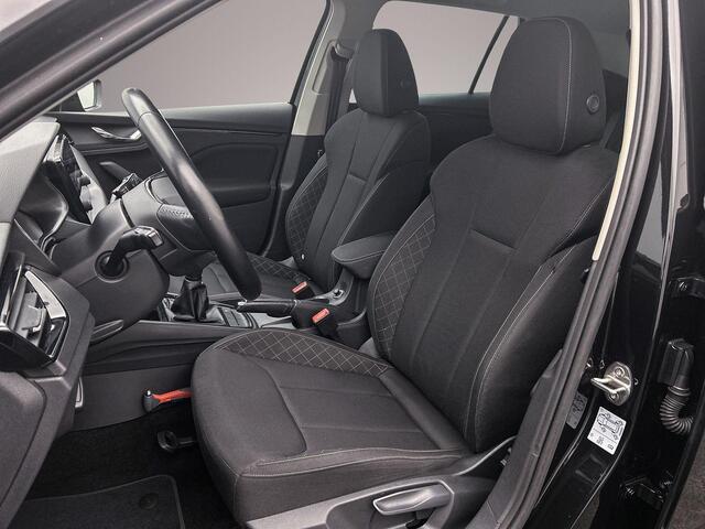 Skoda Kamiq Ambition 1.0 TSI 110pk Trekhaak, Cruise control, Parkeersensor achter, LED koplampen, App connect, DAB, Radio, Bluetooth