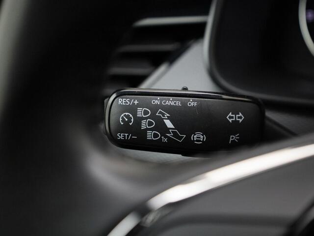 Skoda Kamiq 1.0 TSI 110PK Business Edition DSG automaat · Camera + Parkeersensoren · Apple/Android Car Play · Stoelverwarming · Garantie t/m 09-05-2027 of 120.000km