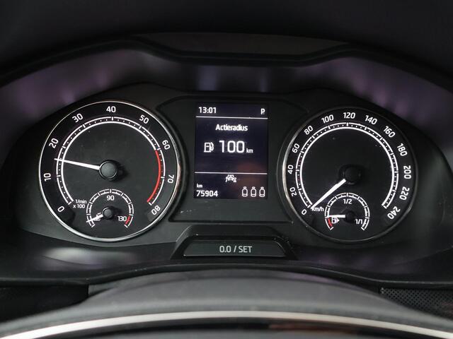 Skoda Kamiq 1.0 TSI Sport Business | 110 PK | Automaat | Trekhaak wegklapbaar | Panoramadak |