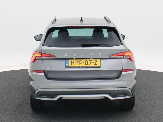 Skoda Kamiq 1.0 TSi 110 Pk Ambition | Adaptive Cruise | Stoel Verwarming | Carplay | Parkeersensoren | Climate Control |Privacy Glass | Digitaal Dashboard | 16 Inch | 18.816 Km!