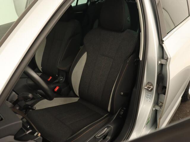 Skoda Kamiq 1.0 TSI Business Edition | Automaat | Stoelverwarming | Trekhaak | Adaptive cruise | Carplay | Virtual Cockpit | Climate control