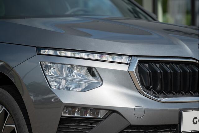 Skoda Kamiq 1.0 TSI DSG Drive | Sportstoelen | Navi by App | Stoel- Stuurverw. | PDC | 17"