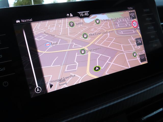 Skoda Kamiq 1.0 TSI Monte Carlo DSG | trekhaak wegklapbaar | stoelverwarming | voorruitverwarming | adaptive cruise + dpde hoek detectie | panodak | camera |