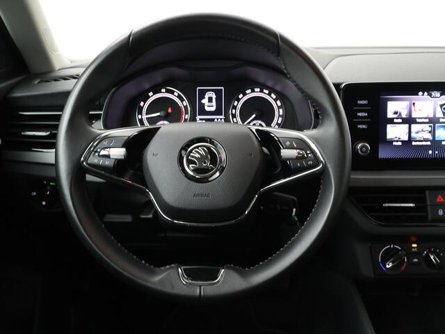 Skoda Kamiq 1.0 TSI Ambition | 110 PK | LED verlichting | Cruise control | Apple Carplay/Android Auto |