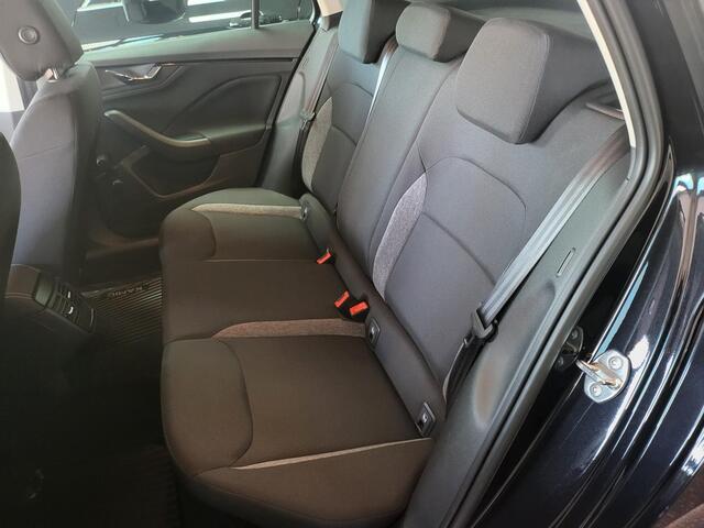 Skoda Kamiq 1.0 TSI Ambition,Carplay,pdc v+a,1 jaar garantie