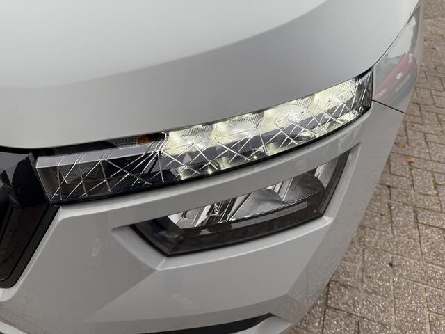 Skoda Kamiq 1.0 TSI Sport Business Panoramadak, Stoelverwarming