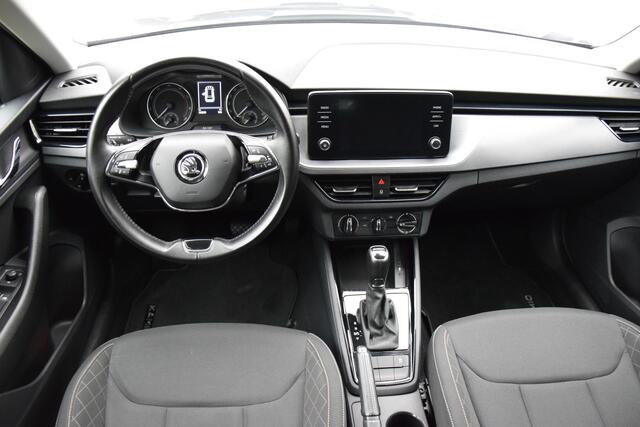 Skoda Kamiq 1.0 TSI 110PK Ambition Automaat DSG | Org. NL | BOVAG Garantie | PDC achter | 16'' Velgen Met All Season Banden | Apple Carplay/Android Auto | Cruise Control | DAB Audio |