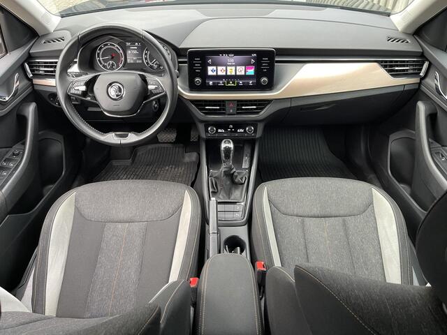 Skoda Kamiq 1.0 TSI Business Edition 16"/ Stoel + stuurverwarming/Keyless/Camera/Apple Carplay & Android Auto/PDC v+a/Climate