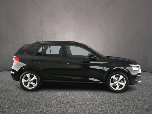 Skoda Kamiq Sport Business 1.0 TSI 110pk Trekhaak, Achteruitrijcamera, Cruise control, LED koplampen, Parkeersensor achter, App connect, Airco, DAB, Radio