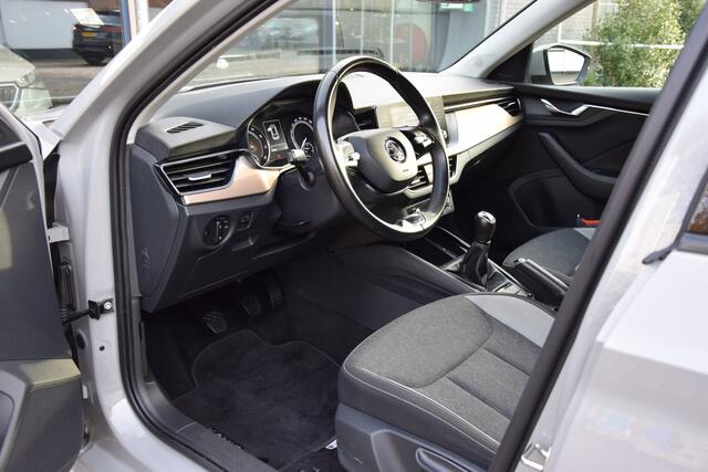 Skoda Kamiq 1.0 TSI 115PK Style | Org. NL | BOVAG Garantie | Stoelverwarming | 16'' Velgen Met All Season Banden | Cruise&Climate Control | PDC Achter | Full LED | Apple Carplay/Android Auto |