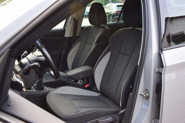 Skoda Kamiq 1.0 TSI 115PK Style | Org. NL | BOVAG Garantie | Stoelverwarming | 16'' Velgen Met All Season Banden | Cruise&Climate Control | PDC Achter | Full LED | Apple Carplay/Android Auto |