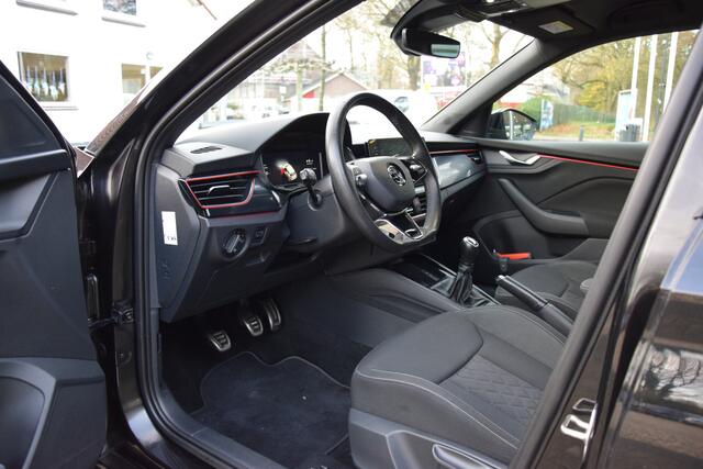 Skoda Kamiq 1.0 TSI 110PK Sport Business | Org. NL | BOVAG Garantie | Virtual Cockpit | Camera + PDC Achter | Navigatie | Cruise & Climate Control | Sportstoelen | Full LED |