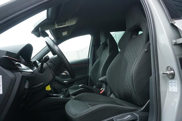 Skoda Kamiq 1.0 TSI Sport | 110 PK 6 BAK | CARPLAY | CLIMATE | SPORTSTOELEN |