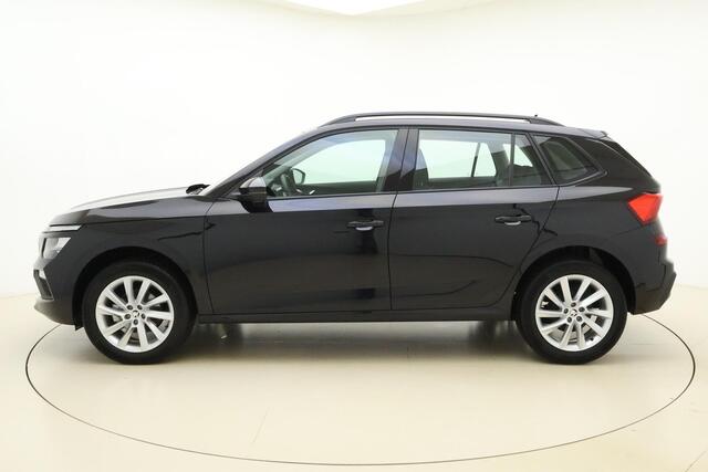 Skoda Kamiq 1.0 TSI Selection | Navigatie via Carplay | Climate control | Trekhaak | Draadloze telefoonlader | Lichtmetalen velgen | Weinig kilometers