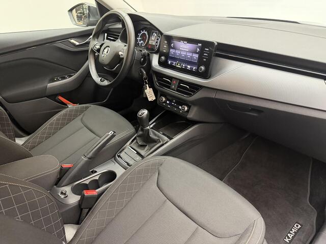 Skoda Kamiq 1.0 TSI Ambition All weather banden | Clima | Carplay | Parksensor achter | NL auto