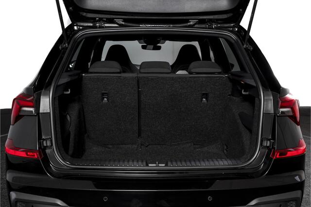 Skoda Kamiq 1.5 TSI ACT 150 PK Sport Business - Automaat | Dig. Cockpit | Cruise | Stoelverw. | PDC | Camera | App. Connect | ECC | DAB | LM 18" | 3979