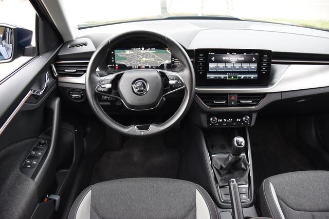 Skoda Kamiq 1.0 TSI 110PK Business Edition | Org. NL | BOVAG Garantie | Virtual Cockpit | Adaptive Cruise Control | Camera | Stoelverwarming | Full LED | Apple Carplay/Android Auto |